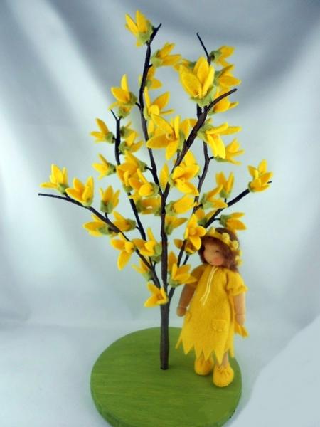 Forsythienstrauch - Blumenkind Jahreszeitentisch Frühling Forsythienstrauch - Blumenkind Jahreszeitentisch Frühling