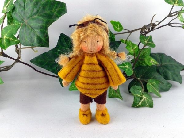 Biene Blumenkind Jahreszeitentisch Mädchen Biene Blumenkind Jahreszeitentisch Mädchen