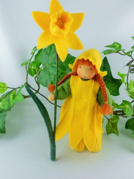 Blumenkind Jahreszeitentisch Frühling Osterglocke Narzisse Blumenkind Jahreszeitentisch Frühling Osterglocke Narzisse